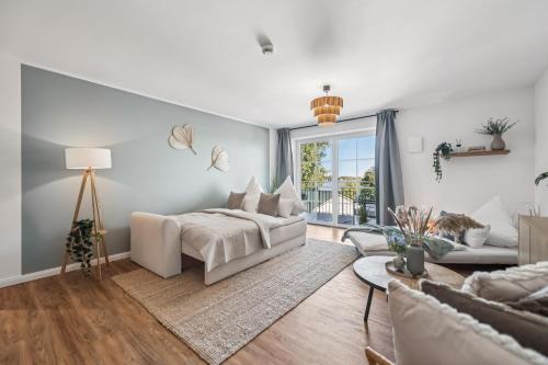 NEU -FeWo SEEVERLIEBT- barrierearm mit Blick auf den Plöner See (NEU -FeWo SEEVERLIEBT- barrierearm mit Blick auf den Ploner See) in Dersau