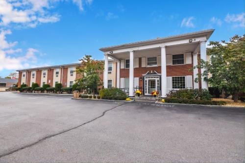 Charles River Inn