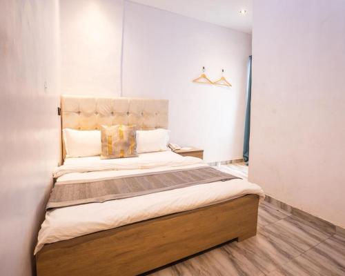 California Luxury Hotel & Suites Ibadan – khách sạn tại Lafia