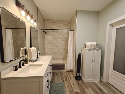 Italian charm villa in Newton