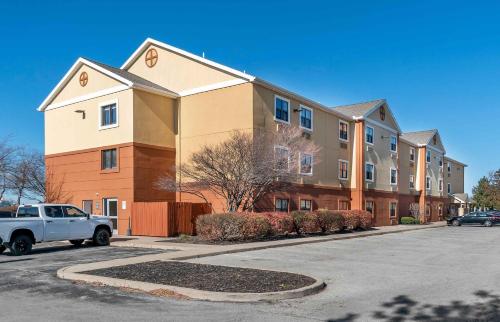 Extended Stay America Suites - Toledo - Holland in Holland, USA