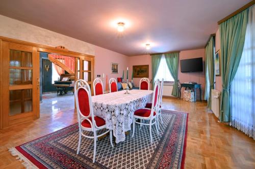 บริการและสิ่งอำนวยความสะดวก, Family friendly house with a swimming pool Benkovec, Zagorje - 24902 in ตราโคสชัน