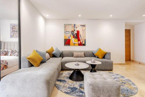 2 - Bourgogne City Escape, Casablanca