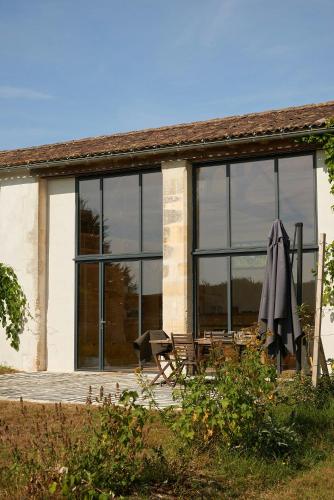 Restored Farm Near La Rochelle