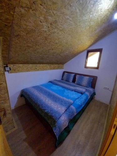 Achak, Plav (foto 3)