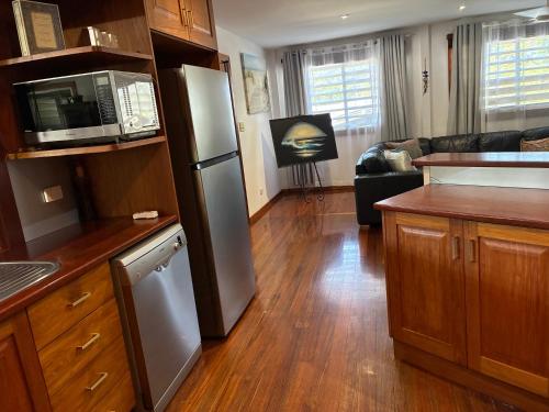 Queenslander leafy Whitfield in Greater Cairns