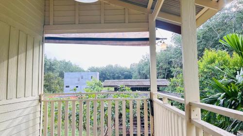 Garden house in Tha Chang