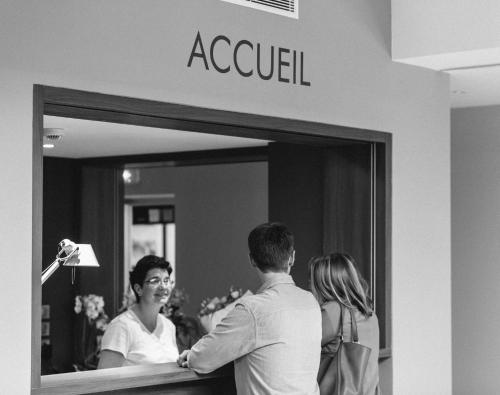 エスペレット Hotel-Cafe du Trinquet 3つ星 ホテル プール