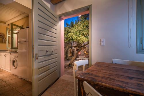 Adrieli Houses Adrieli Houses