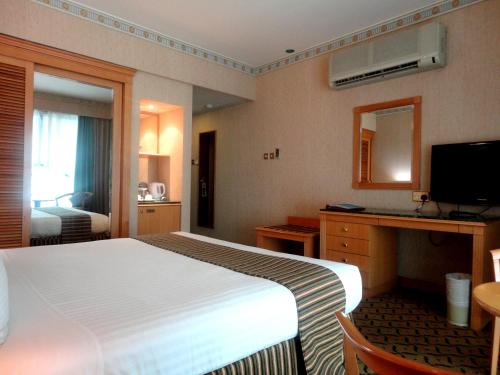 Beach Bay Hotel Muscat Image 26