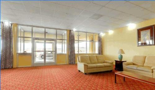 Americas Best Value Inn & Suites Greenville - image 3