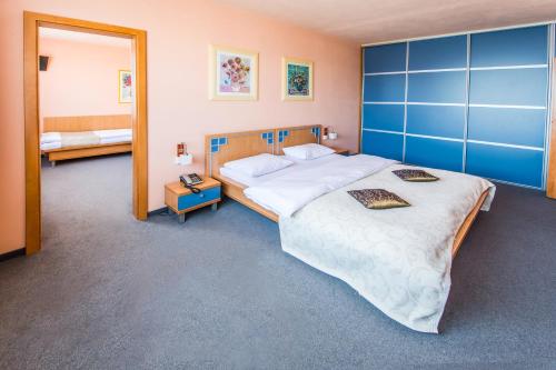 Hotel Cascade - image 3
