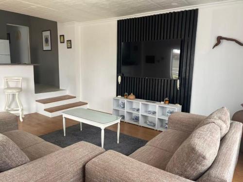 Great 2 bedroom home 100m from the beach in Hibberdene