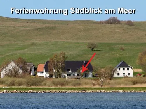 Ferienwohnung Südblick in Groß Zicker in ruhiger Lage mit Terrasse und Meerblick in Groß Zicker, Deutschland