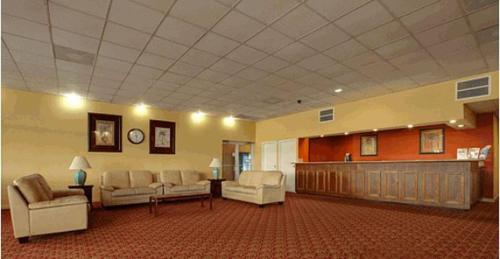 Americas Best Value Inn & Suites Greenville - image 10