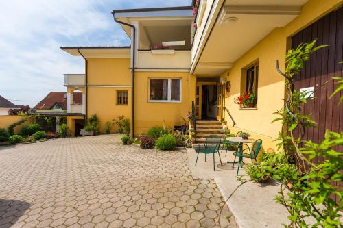 Sisäänkäynti, Haus Martin***- Schneeberger in Mörbisch am See