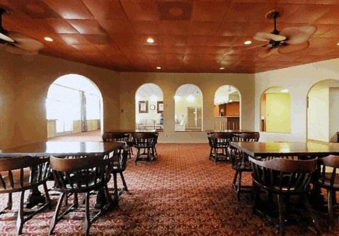 Americas Best Value Inn & Suites Greenville - image 3
