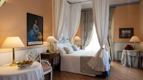 Guestroom, Hotel Victoria in Turin