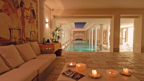 Hotel Victoria & Iside Spa - image 3