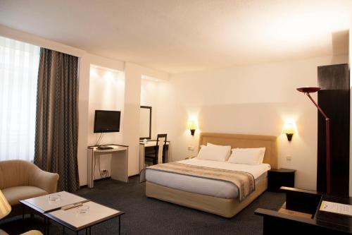 King Hotel Guvenlik - image 9