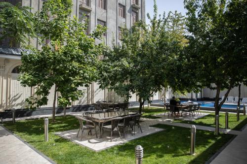 Turon Lux Hotel in 撒馬爾罕