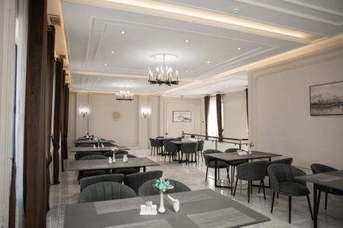 Turon Lux Hotel in 撒馬爾罕