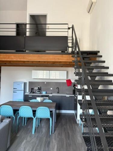 Loft-style apartment, Pierrelatte in Pierrelatte