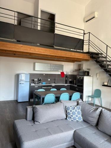 Loft-style apartment, Pierrelatte in Pierrelatte