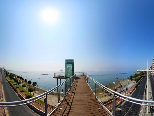 SeaBreeze City Center Flat