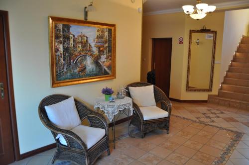 Villa Mirage - image 13