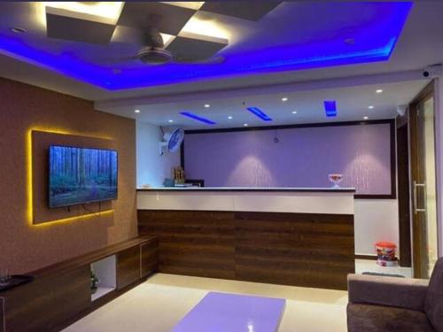 Hotel Rose Palace, Surat
