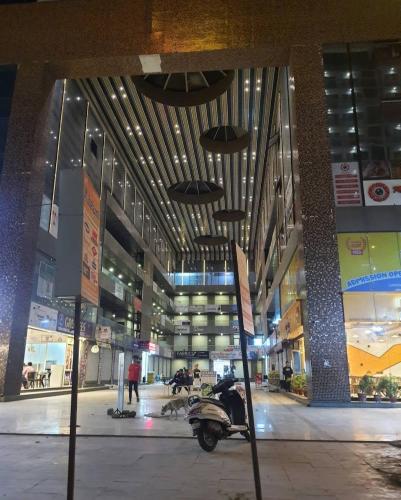 ทัศนียภาพภายนอกโรงแรม, Hotel Rose Palace  in ภรทาน