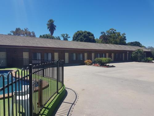 Fountain Court Motor Inn Albury - 숙소 외관