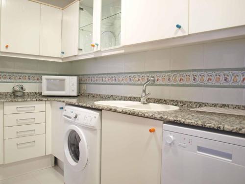 ApartUP L'Umbracle - image 8