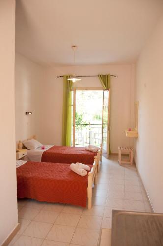 Maria's Apartments 5