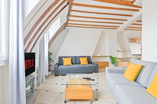 Center of Paris Luxurious Studio Apartment Free NetFlix, Париж