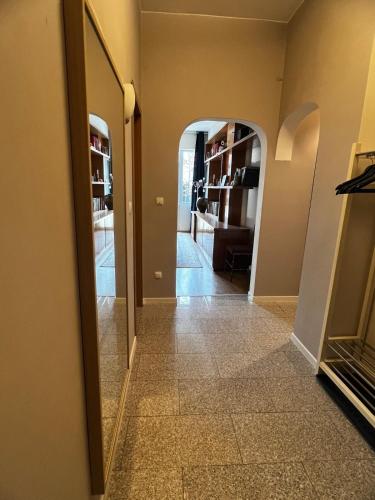 Spacious artsy apartment, Sofia (Foto 6)