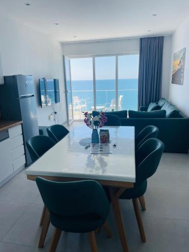 Közös társalgó / TV, OCEAN PEARL in Albania in Shengjin