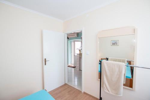 Radovčić Apartments and Rooms