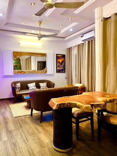 Deux chambres 1 salon a cotonou stade
