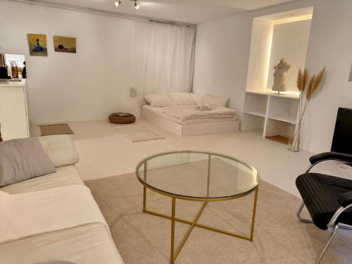 Eigene Souterrain Keller Wohnung nähe Olympiapark - von privat, Monachium (zdjęcie 6)