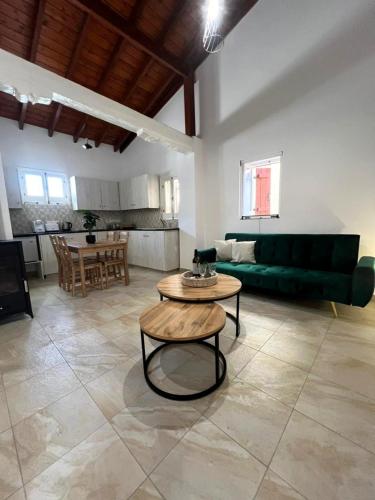 Konyha, The Mansion By Penelope in Ómodosz