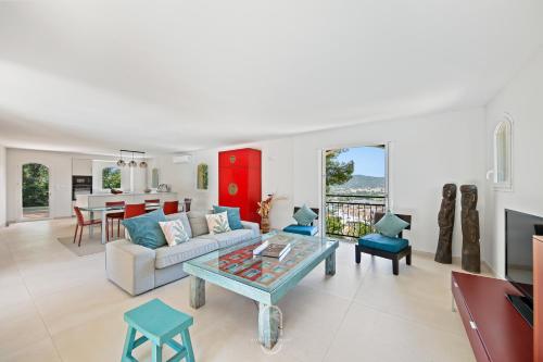 Villa Piscine Lealys Costebelle Clim/Wifi/plages - image 4