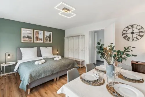 Modernes 6-Betten-Apartment mit Balkon und Parkplatz - zentrale Lage in Aalen, Deutschland