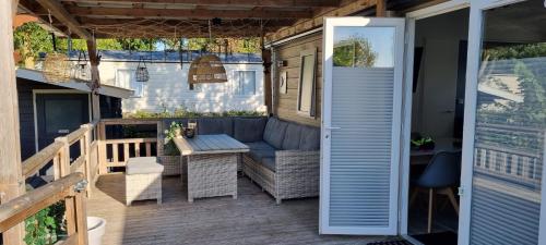 Chalet DuinDroom Renesse in Lagezoom