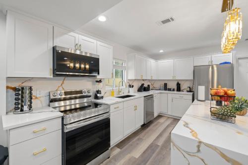 Expansive 7-Bedroom Family Home in Sandtown-Délkelet-Atlanta