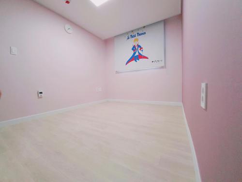2 bedrooms, 3 beds