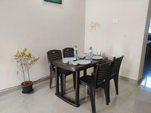 Happy Holiday service apartment in กัลยานานครา