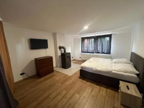 Kaune Apartments Balkon Freies Wlan Kostenlose Parkplätze in Sarstedt, Deutschland