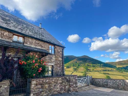 外部景觀, Mountain View Farm Cottage in 柯里克豪威爾